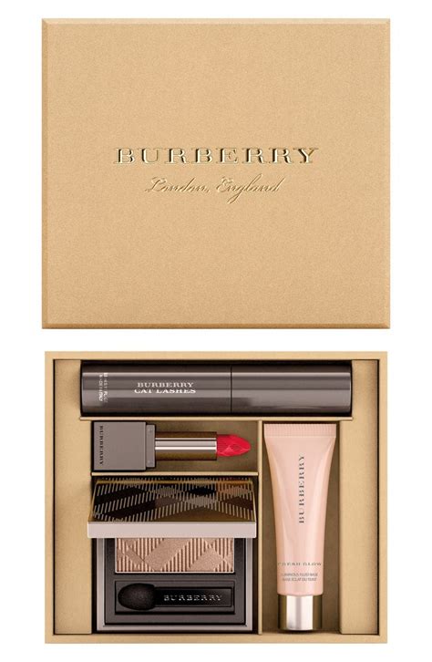 burberry beauty box festive|Burberry Festive Beauty Box .